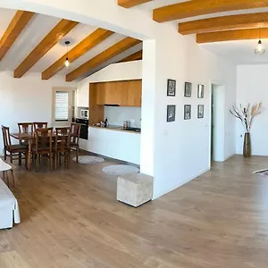 Apartament Albanian Traditions Legacy, Durrës